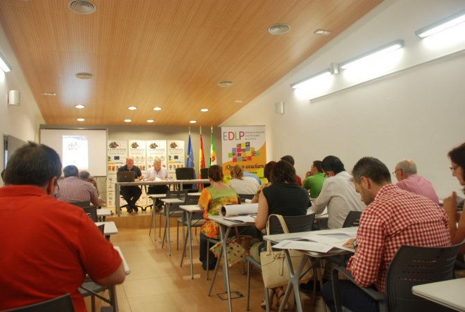 La asamblea general del Centro de Desarrollo Rural “La Serena” aprueba por unanimidad la Estrategia de Desarrollo Rural Participativa La Serena 2020.